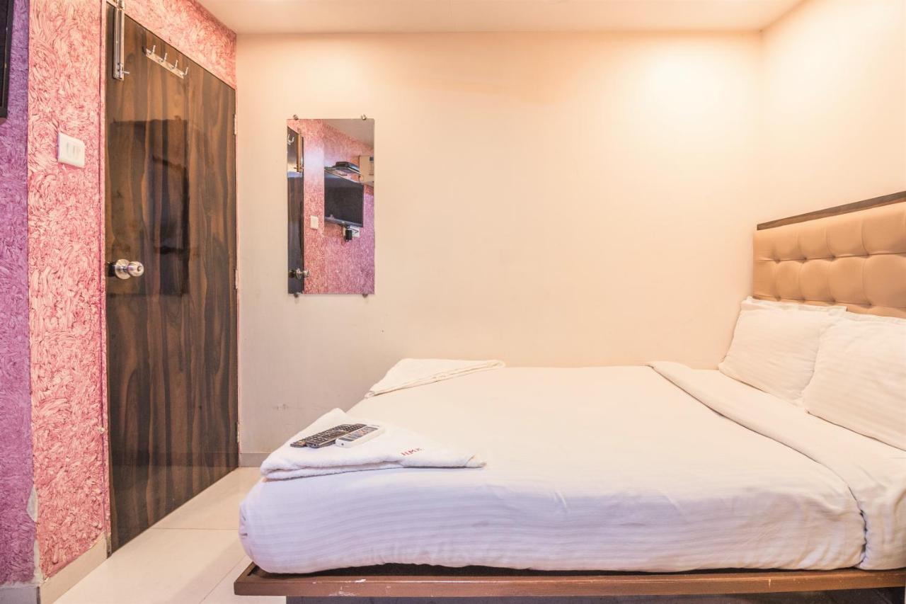 Hotel Mantra Residency Bombaim Exterior foto