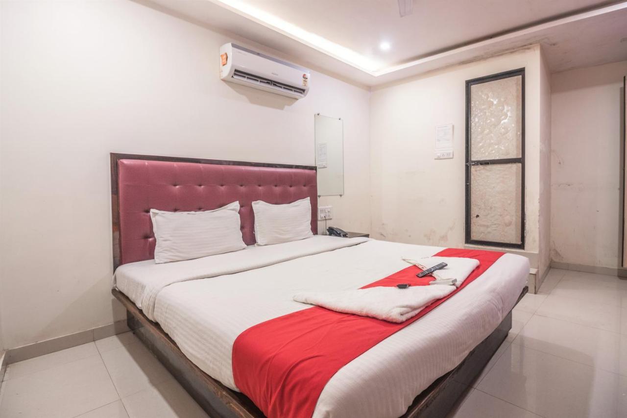 Hotel Mantra Residency Bombaim Exterior foto