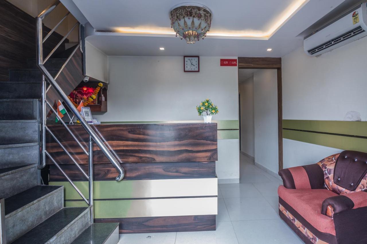 Hotel Mantra Residency Bombaim Exterior foto