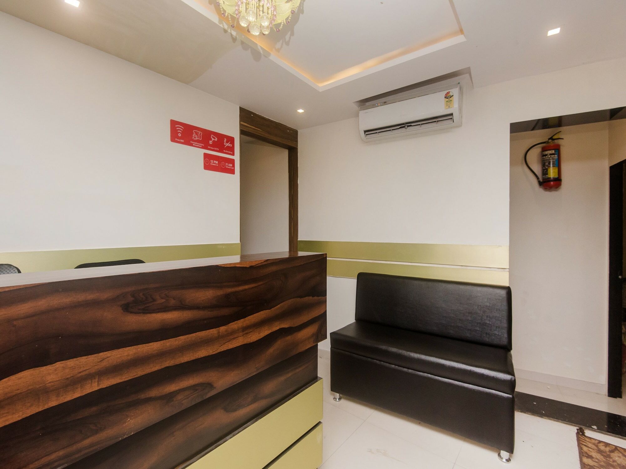 Hotel Mantra Residency Bombaim Exterior foto