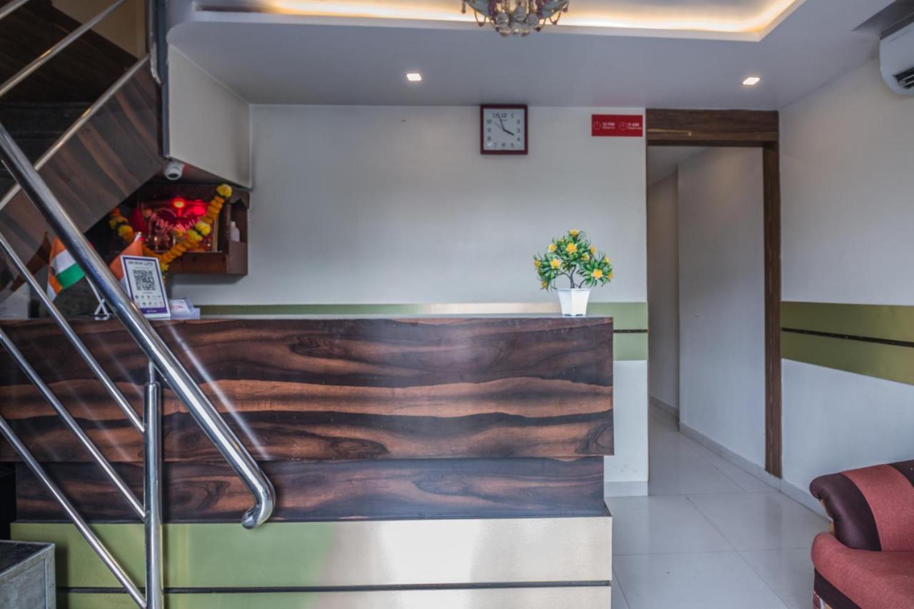 Hotel Mantra Residency Bombaim Exterior foto